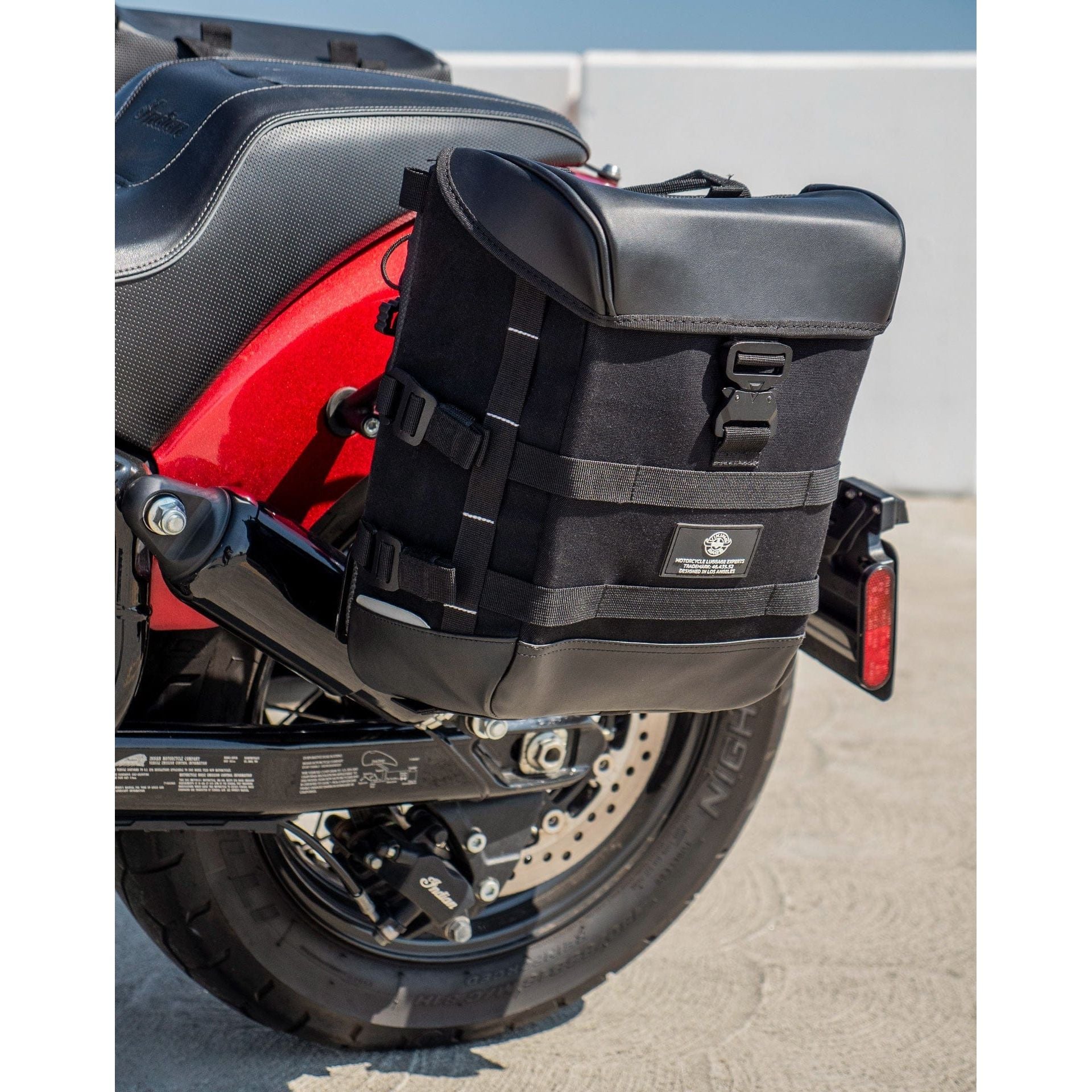 15L - Incognito Quick-Mount Medium Indian Chief Bobber (2022+) Solo Saddlebag (Left Only) by Viking Bags 31151 Saddlebag