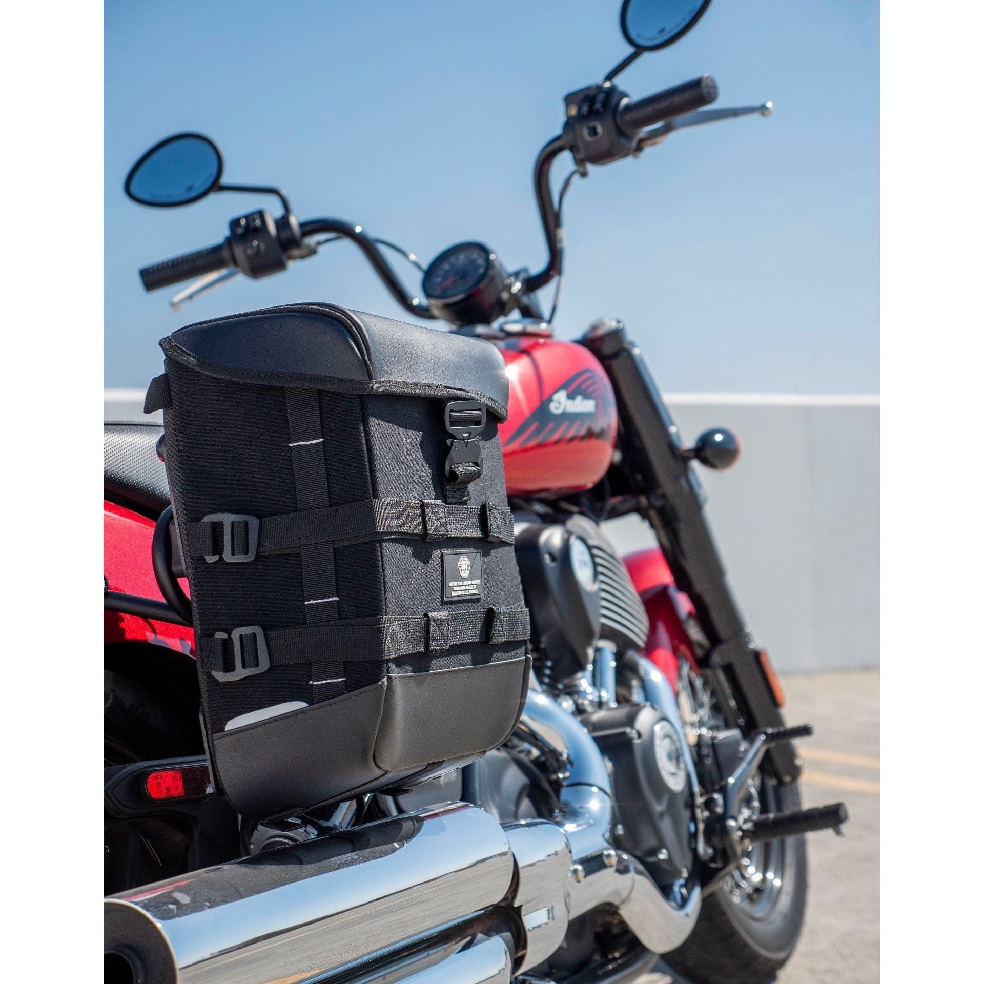 15L - Incognito Quick-Mount Medium Indian Sport Chief (2023+) Solo Saddlebag (Right Only) by Viking Bags 31288 Saddlebag