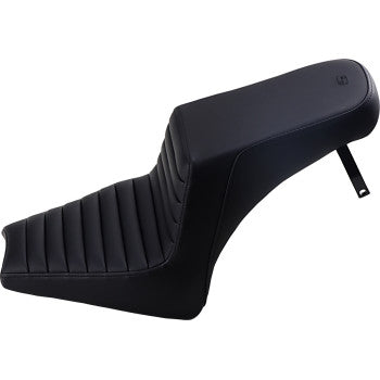 Step-Up Seat - Front Tuck-n'-Roll / Rear Smooth - Black by Saddlemen