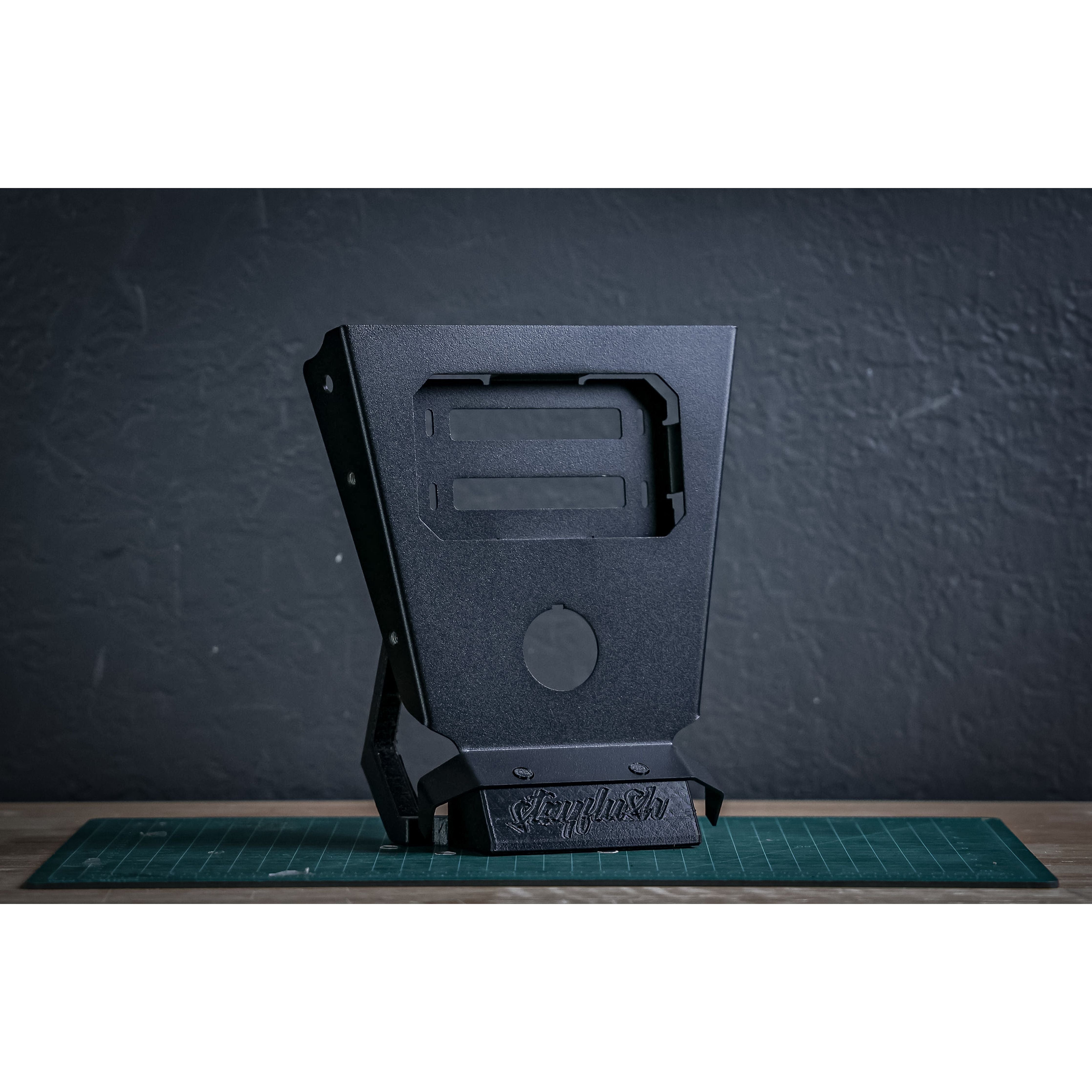 Auxbeam XL 8 Gang Mount by Stayflush