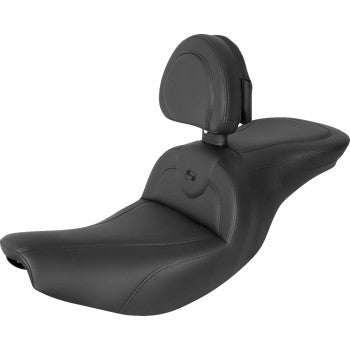 The Indian RoadSofa™ Seat with Backrest in black and black stitching by Saddlemen offers smooth contours and enhanced support, designed for Indian motorcycles.