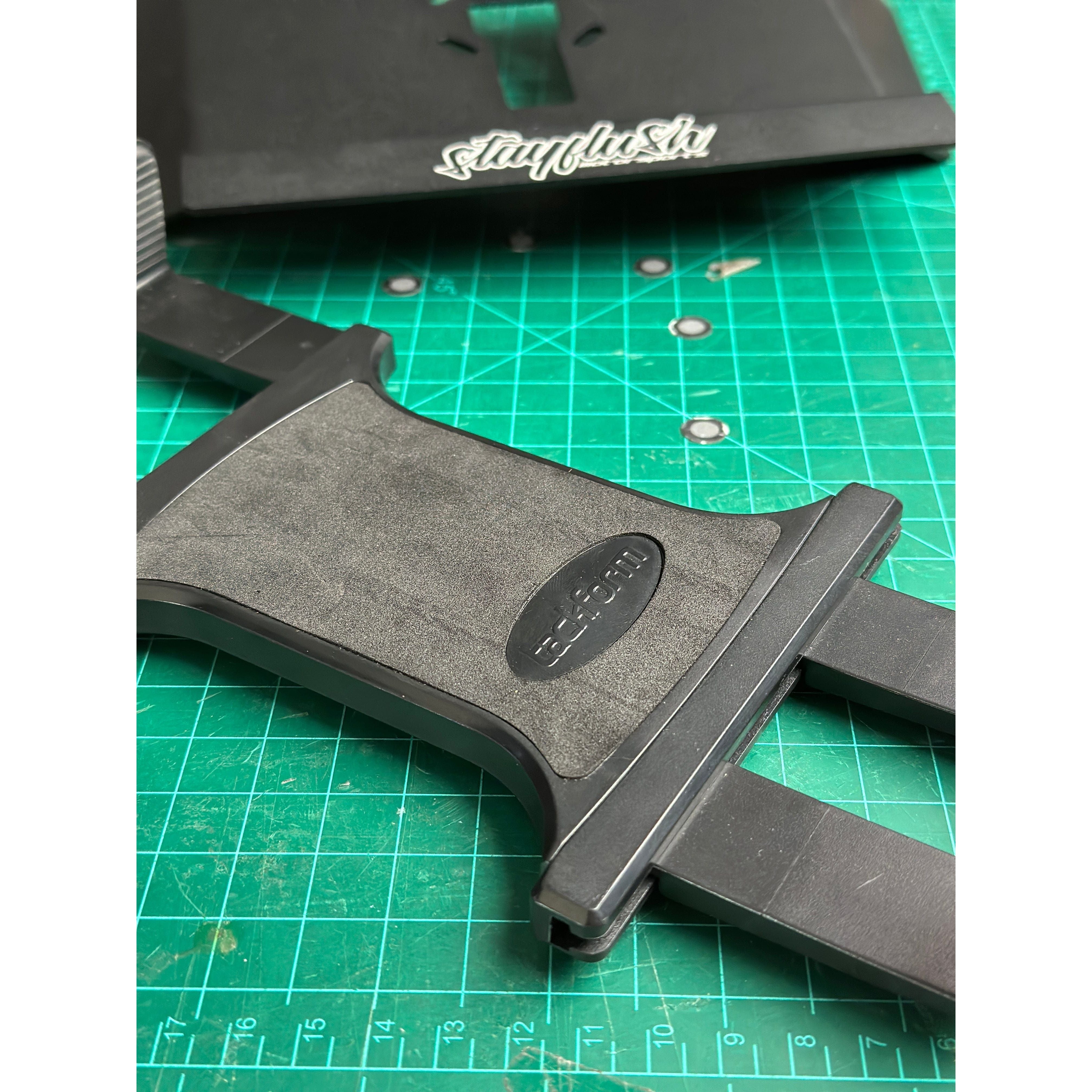 ProR/XP 25 Universal Tablet Mount by StayFlush Witchdoctors