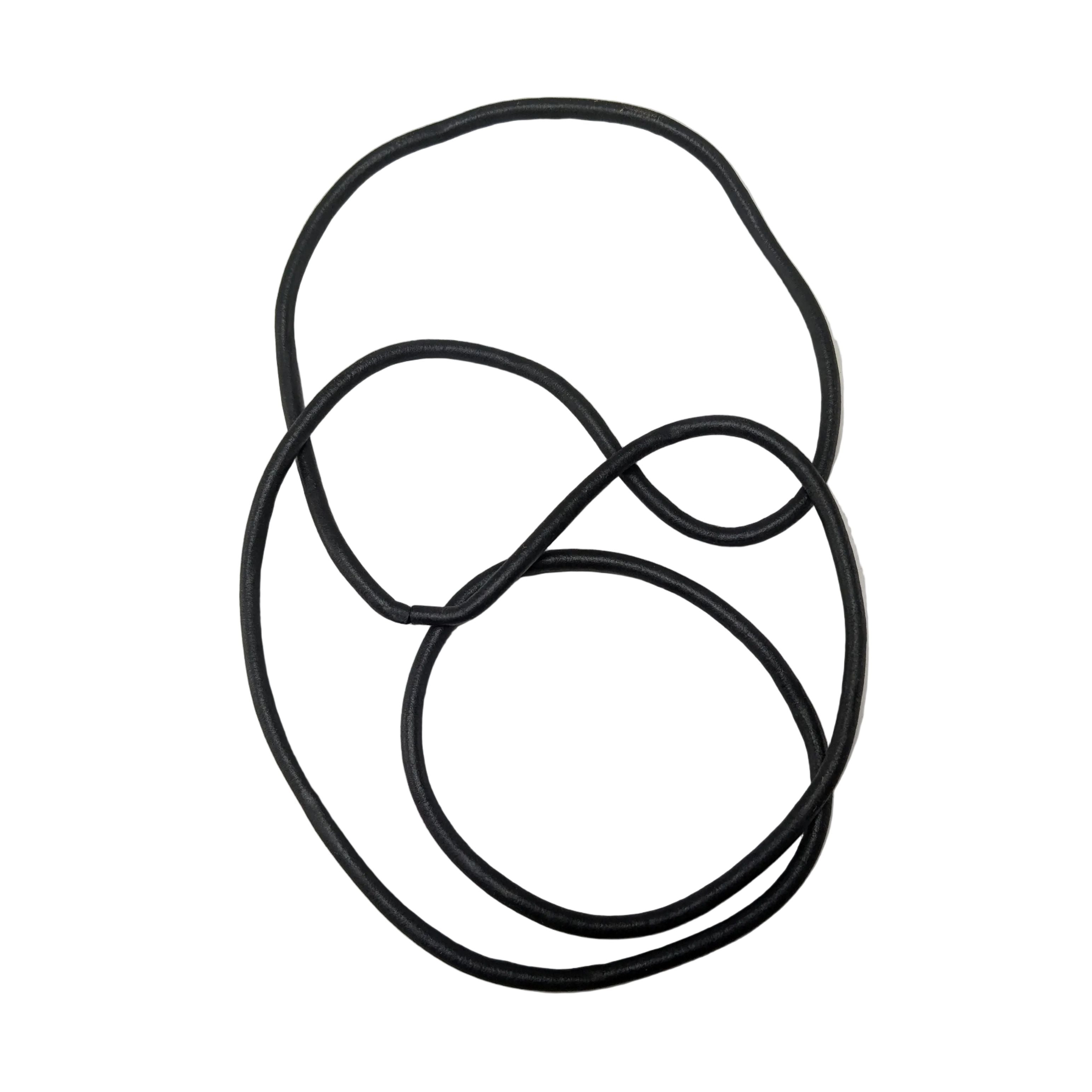 Black rubber seal ring set with circular and elongated shapes designed for air filter fitment.