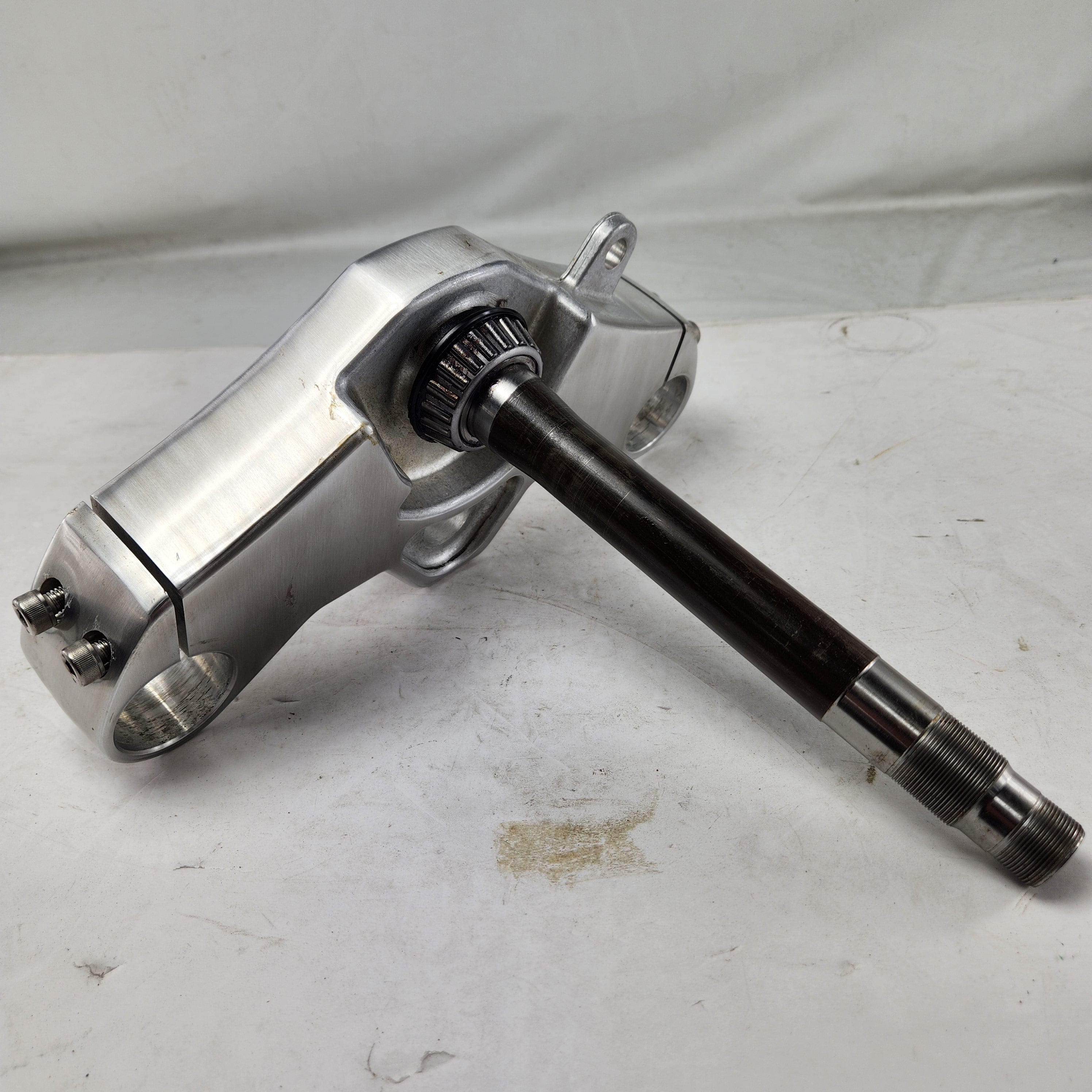 Assembly, Bracket, Lower, Bru (USED) by Polaris 1823532-411-USED Triple Tree