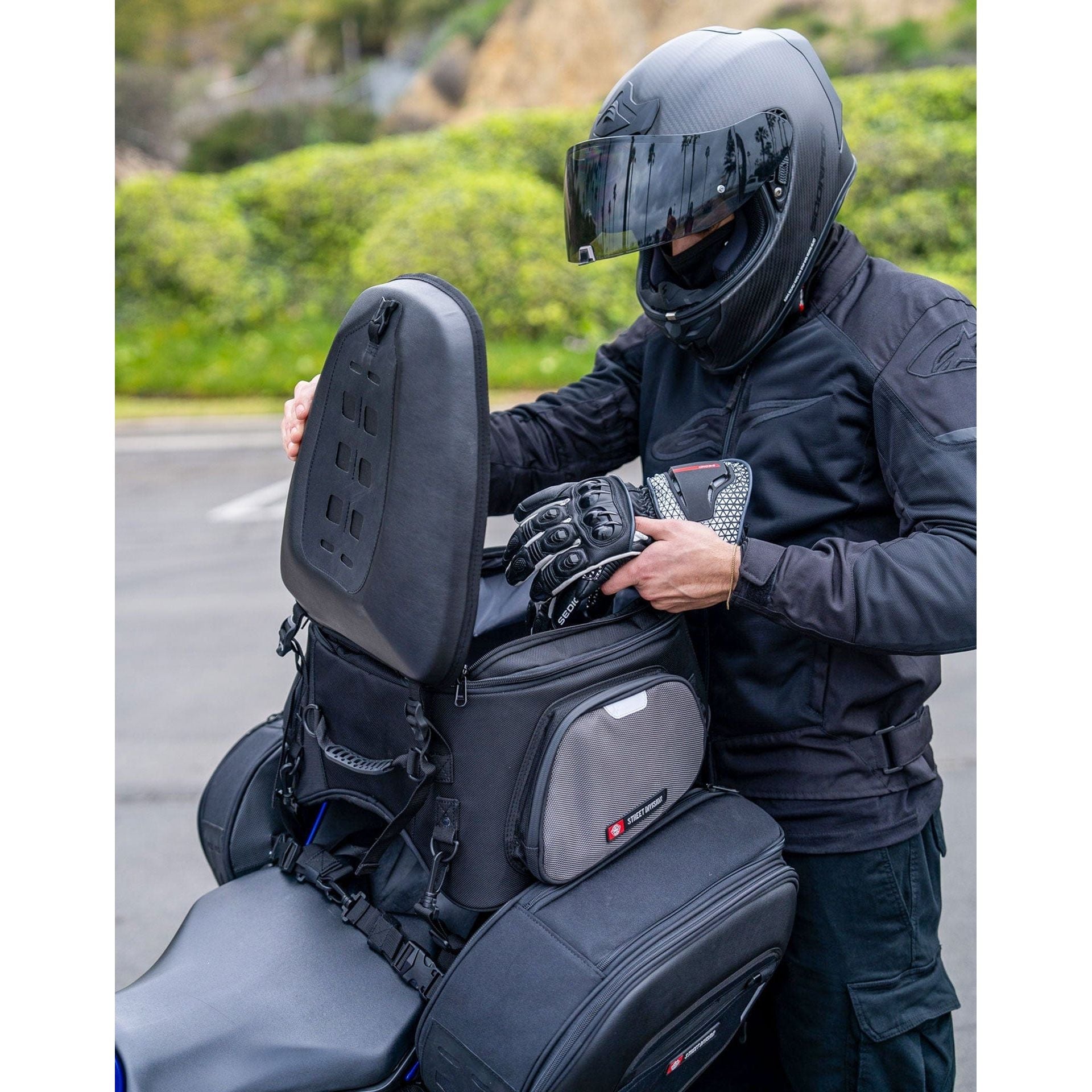 Viking Momentum Extra Large Street/Sportbike Tail Bag by Viking